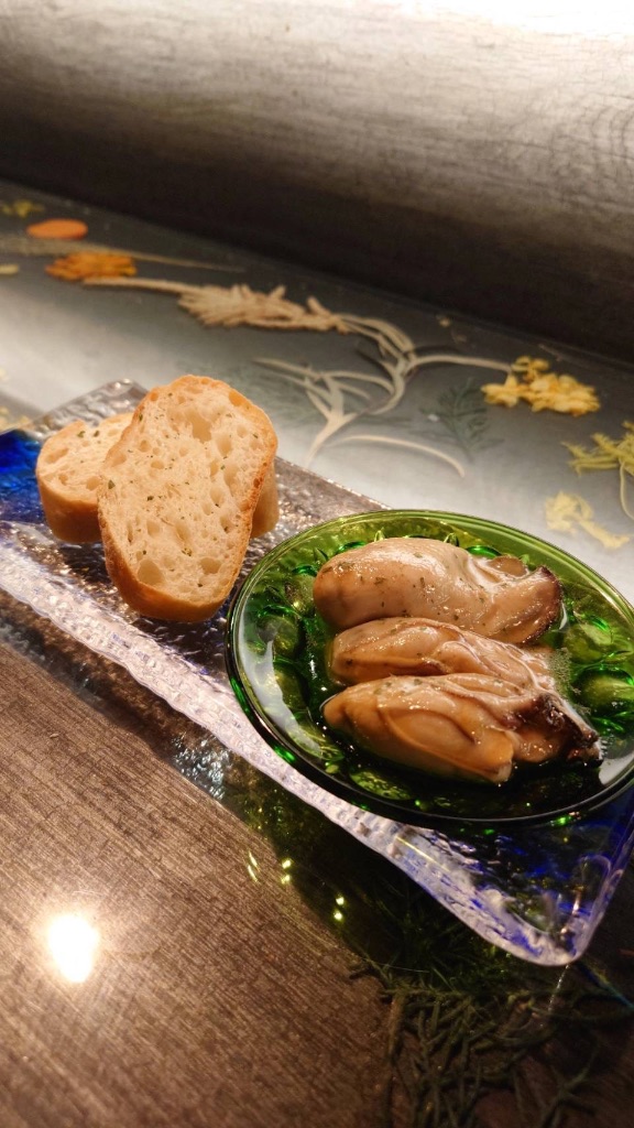 牡蠣のオリーブオイル漬け